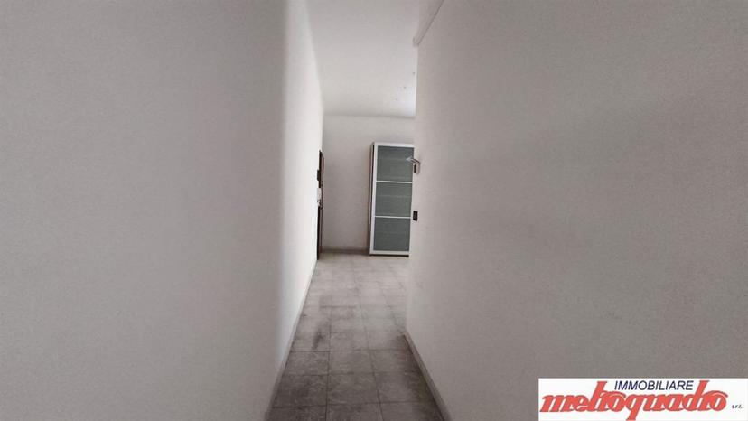 Trilocale in Via Petrarca, Casalecchio di Reno