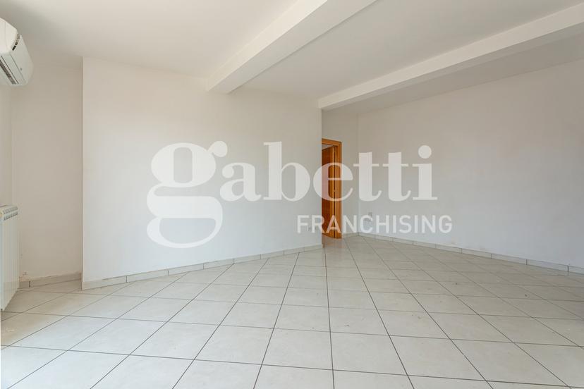 Trilocale in Via Armando Diaz 23, Mugnano di Napoli