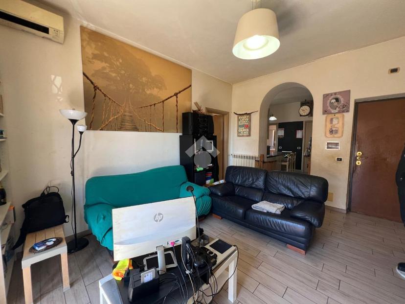 Trilocale in Via dei Rangoni 50, Roma