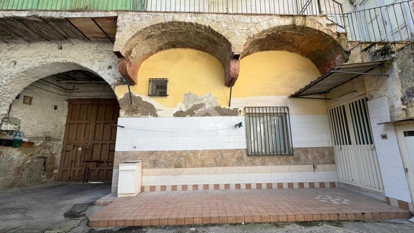 Bilocale in Via Riscatto 45, Frattamaggiore
