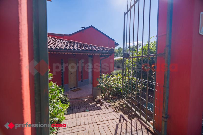 Cascina in Via Roletto 20, Frossasco — foto 4 di 5