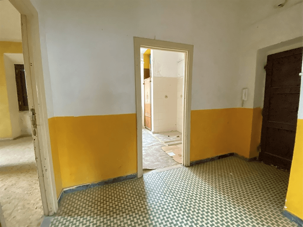 Trilocale in Via Giacomo Matteotti, Cave