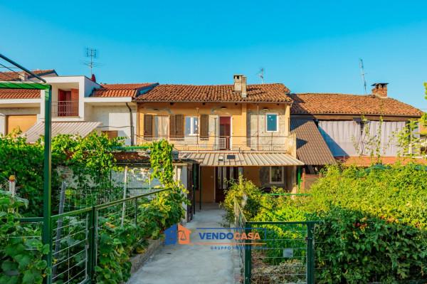 Villa in Via Ponte Cesare 28, Lombriasco