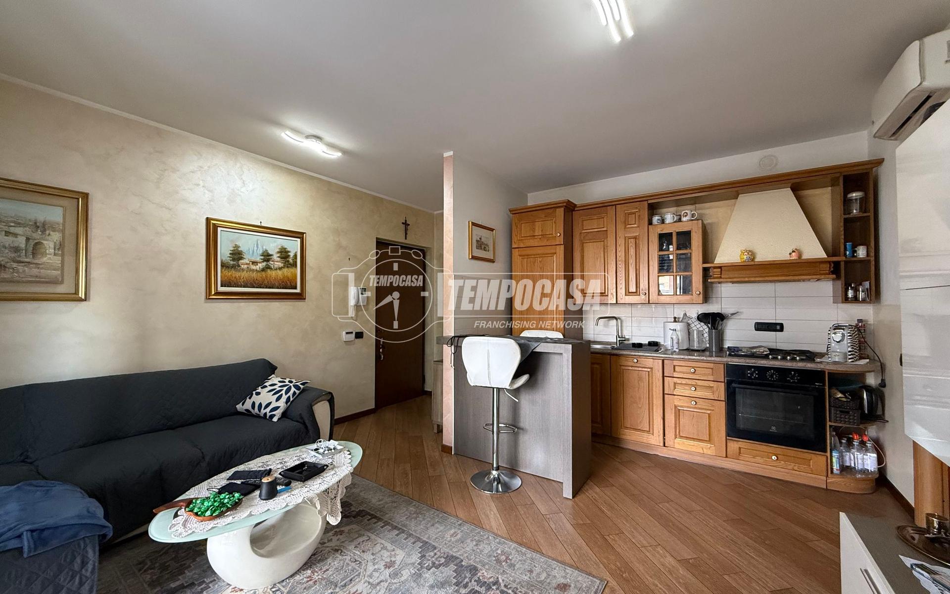 Trilocale in Via Giuseppe Verdi 21, Busto Garolfo