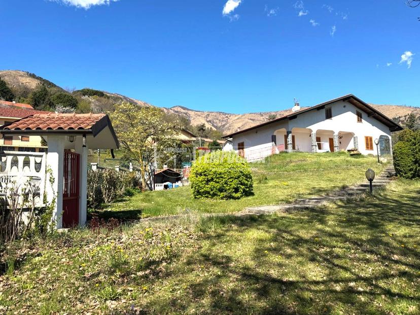 Villa in Via Brione 18, Givoletto