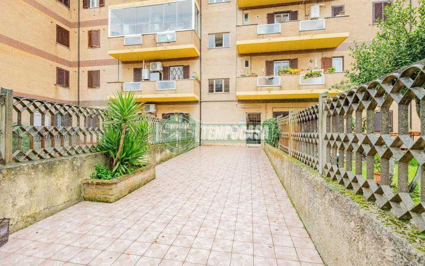 Trilocale in Via Bracciano, Manziana — foto 2 di 5