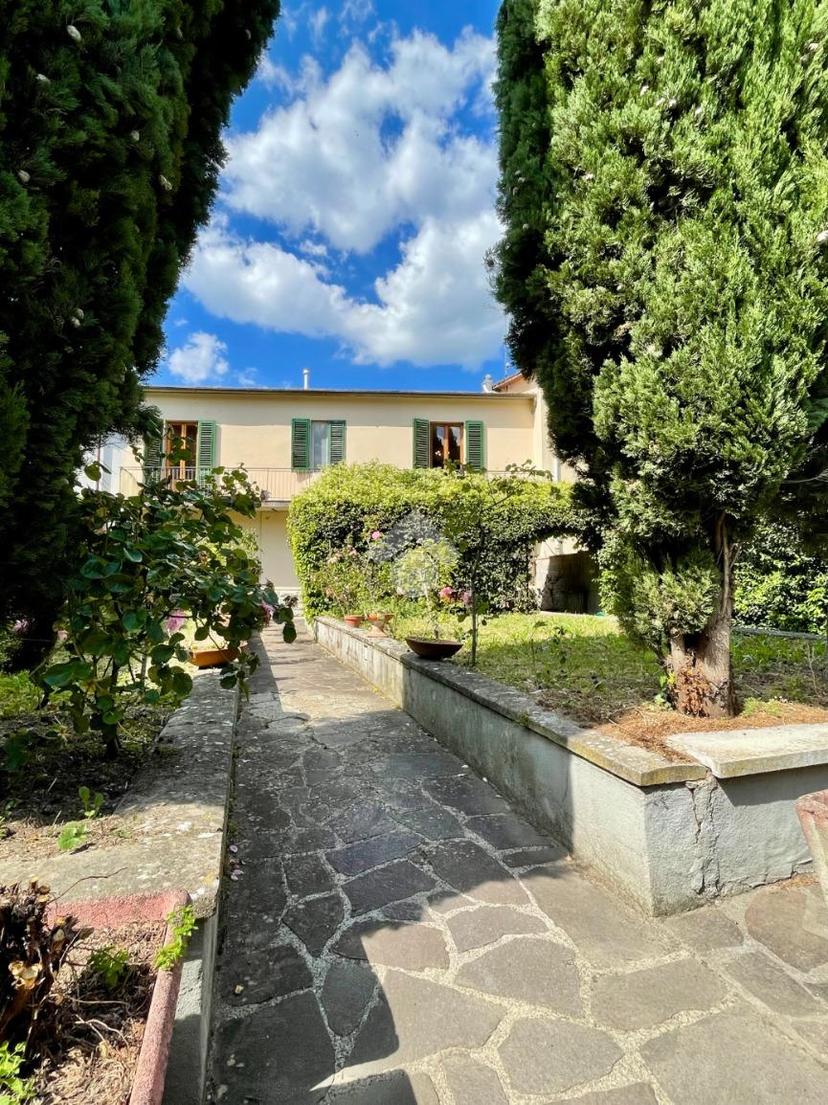 Casa indipendente in Via Alessandro Volta, Barberino di Mugello — foto 2 di 5