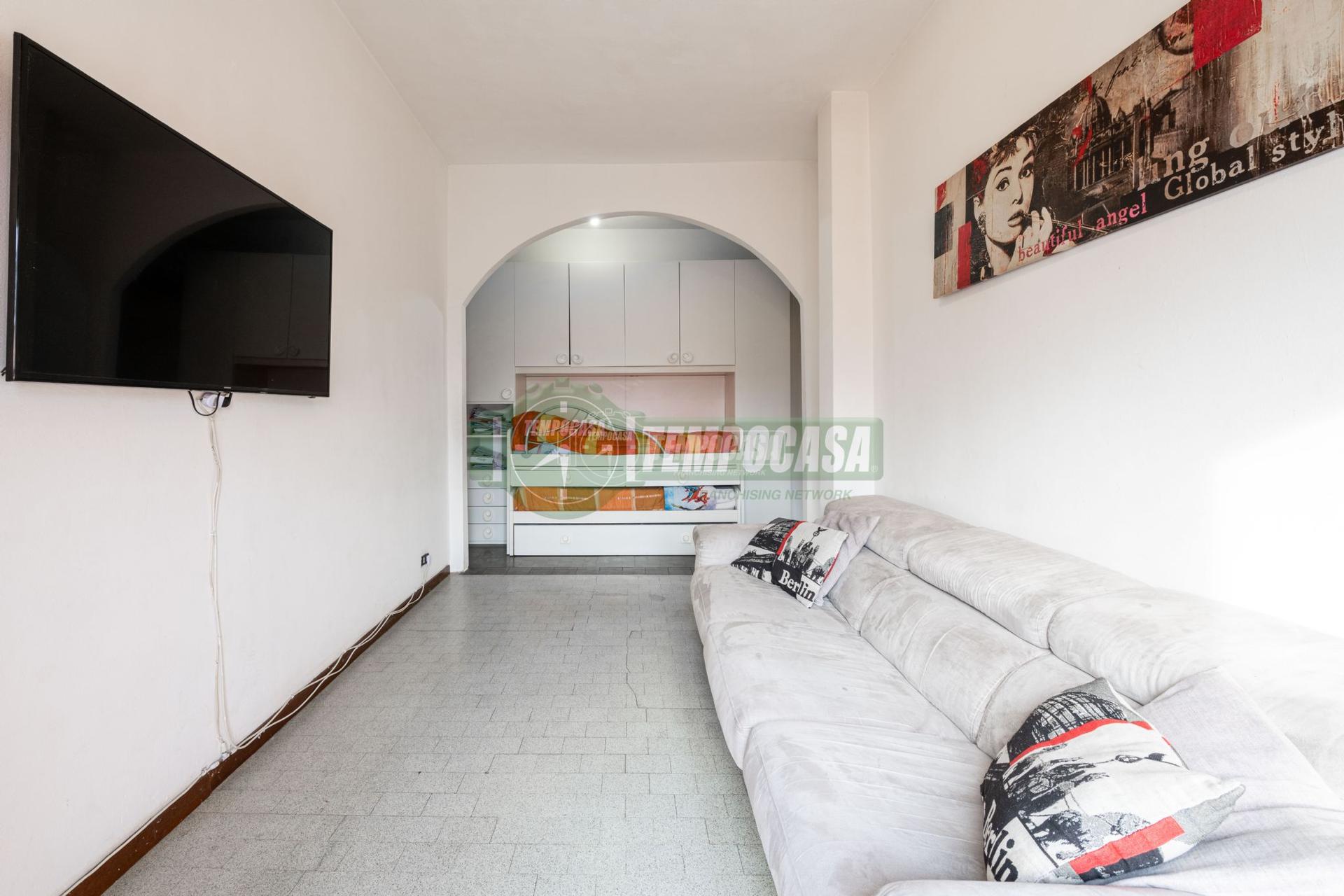Bilocale in Via del Tigli 4, Rodano