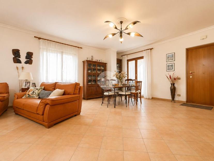 Villa in Via Alfredo Grandidier 137, Roma