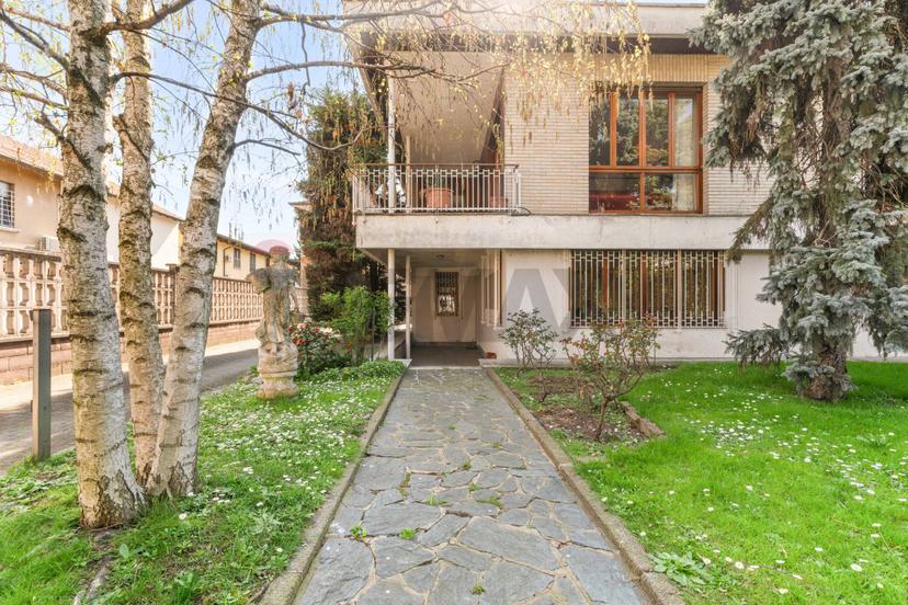 Villa in Via per Cassina Nuova 5, Paderno Dugnano — foto 2 di 5