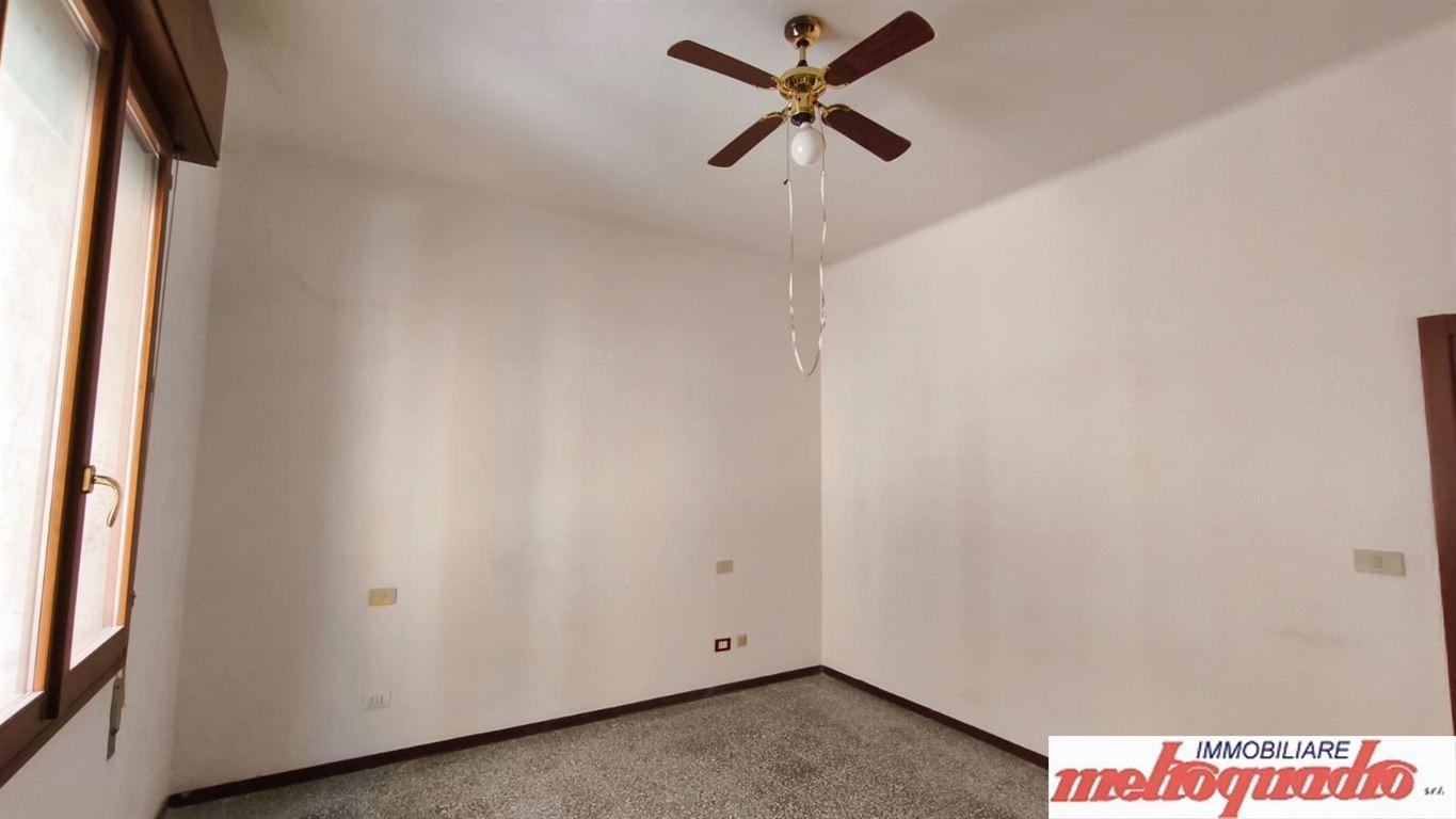 Trilocale in Via Petrarca, Casalecchio di Reno