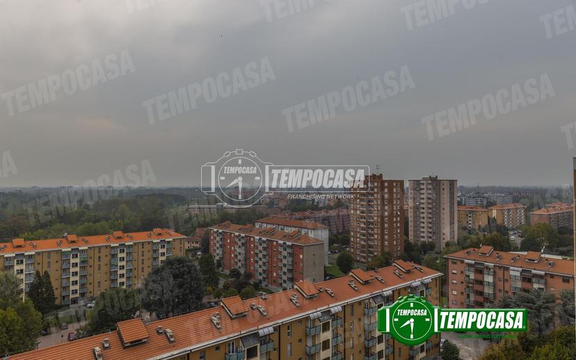 Trilocale in Via Ugo Ojetti, Milano