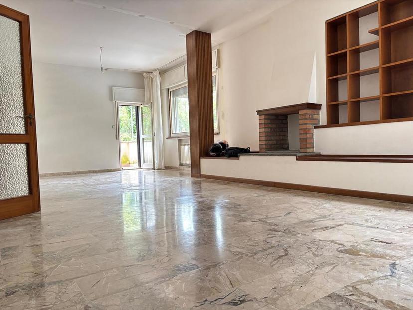 Appartamento in Via Enrico Fermi 6, Casalecchio di Reno — foto 2 di 5