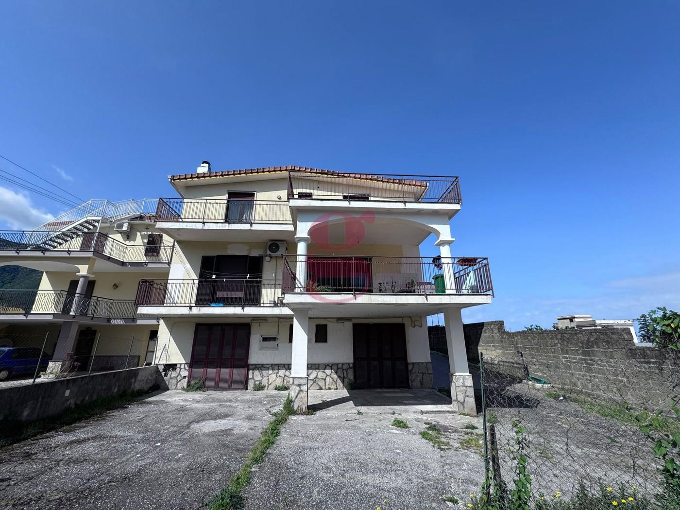 Terratetto plurifamiliare in Via Cappella della Guardia , Gragnano