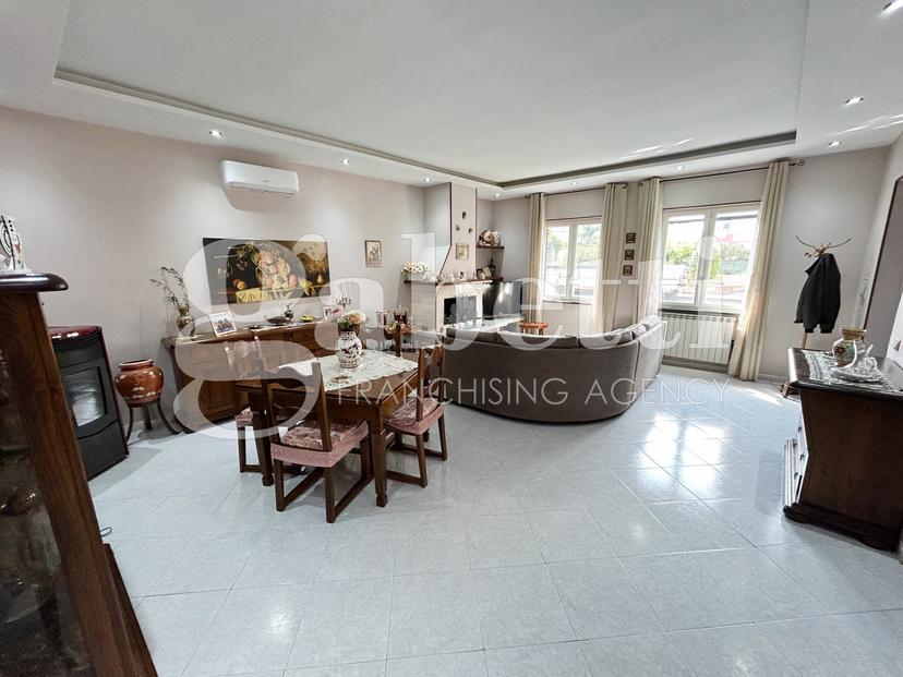 Villa in Viale Giove 23, Giugliano in Campania — foto 5 di 5