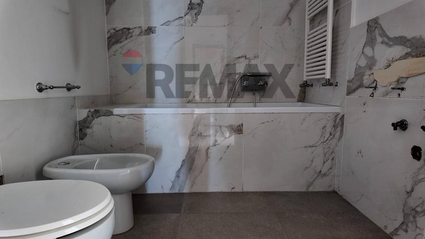 Quadrilocale in Corso Vittorio Emanuele II 93, Castellammare di Stabia — foto 4 di 5