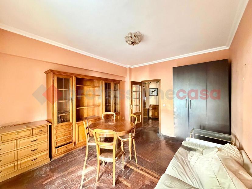 Trilocale in Via Frigento 27, Roma