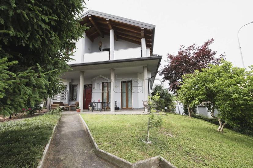 Villa in Via San Martino della Battaglia, 5, Pogliano Milanese — foto 5 di 5