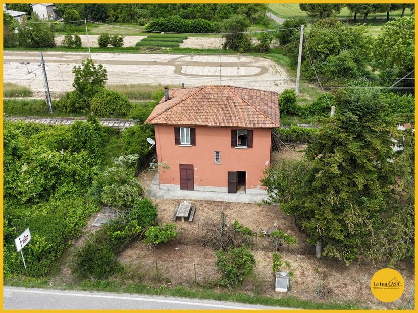 Casa indipendente in Via Pianella 72, Budrio
