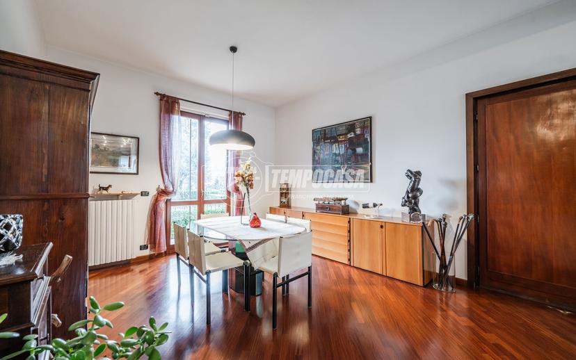 Quadrilocale in Via Massimo d'Azeglio 32, Trezzano sul Naviglio — foto 2 di 5