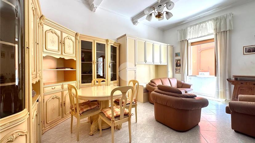 Appartamento in P.Zz Sedil Capuano 240, Napoli