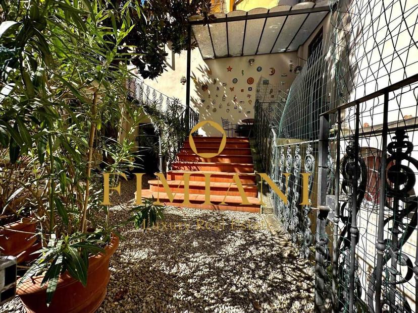 Appartamento in Borgo Santa Croce, Firenze