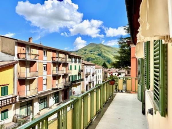 Trilocale in Via 3 Novembre, Lizzano in Belvedere