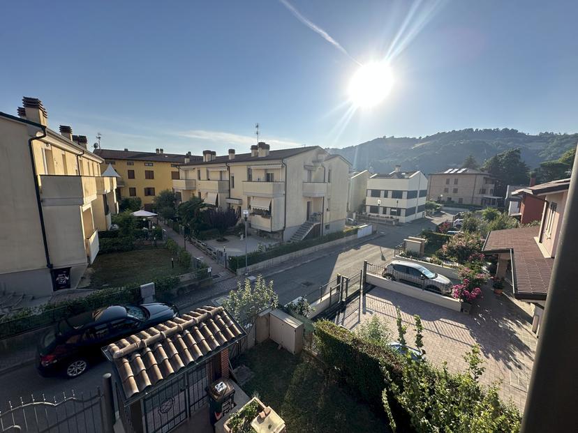Villa bifamiliare in Via della Resistenza, Fontanelice — foto 3 di 5