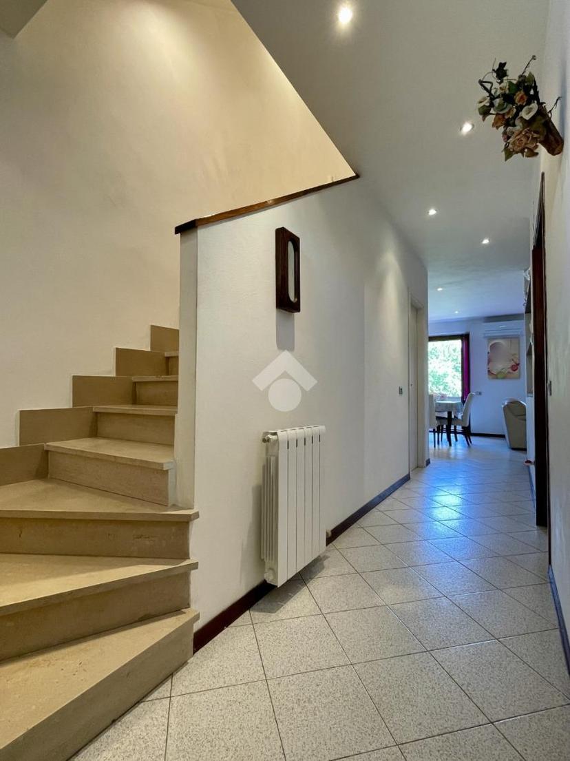 Villa a schiera in Via Famiglia Ubaldini, Scarperia e San Piero