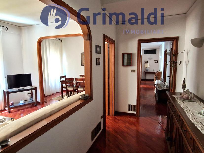 Appartamento in Via Giuseppe Orsi 6, Napoli