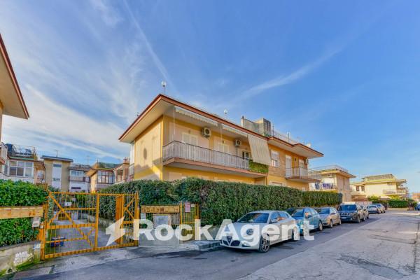 Appartamento in Via Sacerdote Giovanni Giuseppe Pirozzi, Villaricca — foto 3 di 5