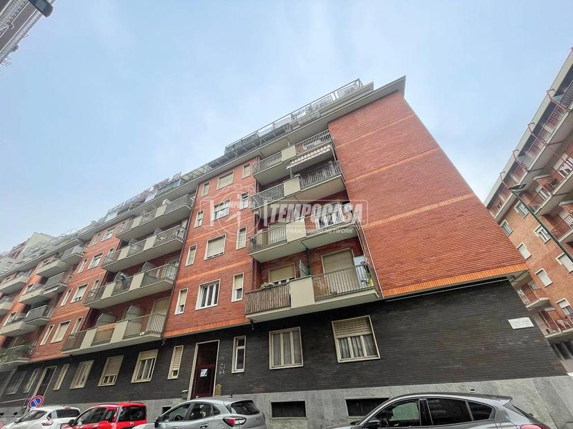 Bilocale in Via Alfonso Ogliaro, Torino