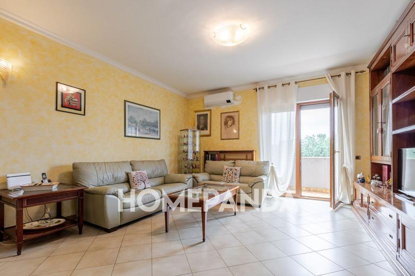 Quadrilocale in Via Londra 25, Ciampino