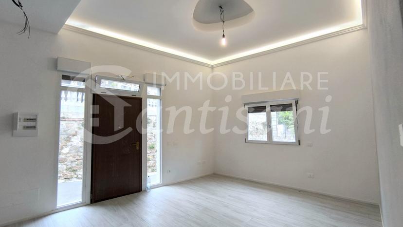 Bilocale in Via Giosuè Carducci, Signa