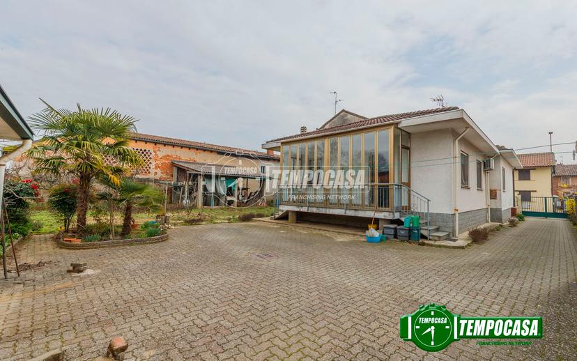 Villa in Via De Capitani Naborre da Sesto, Besate — foto 3 di 5