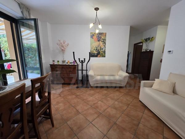 Villa a schiera in Via Gelsi, Robecchetto con Induno — foto 4 di 5