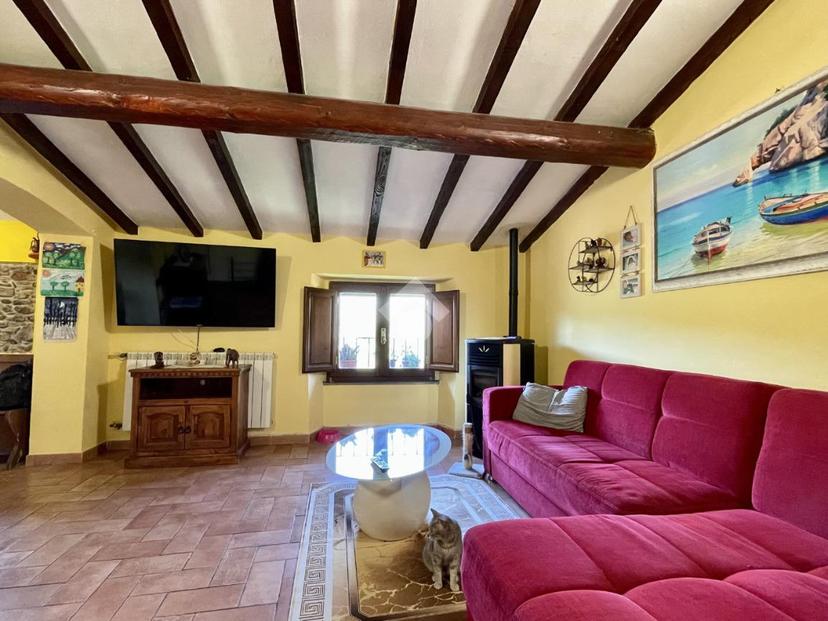 Quadrilocale in Località Olmi Lutiano, Borgo San Lorenzo