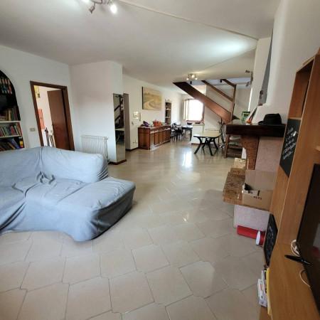 Villa plurifamiliare, Noviglio — foto 4 di 5