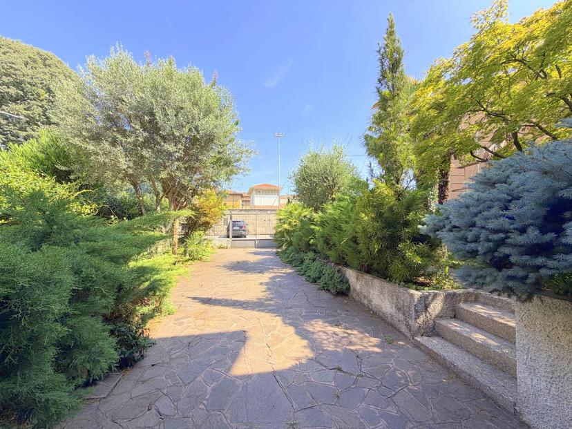 Villa, Casorezzo — foto 5 di 5