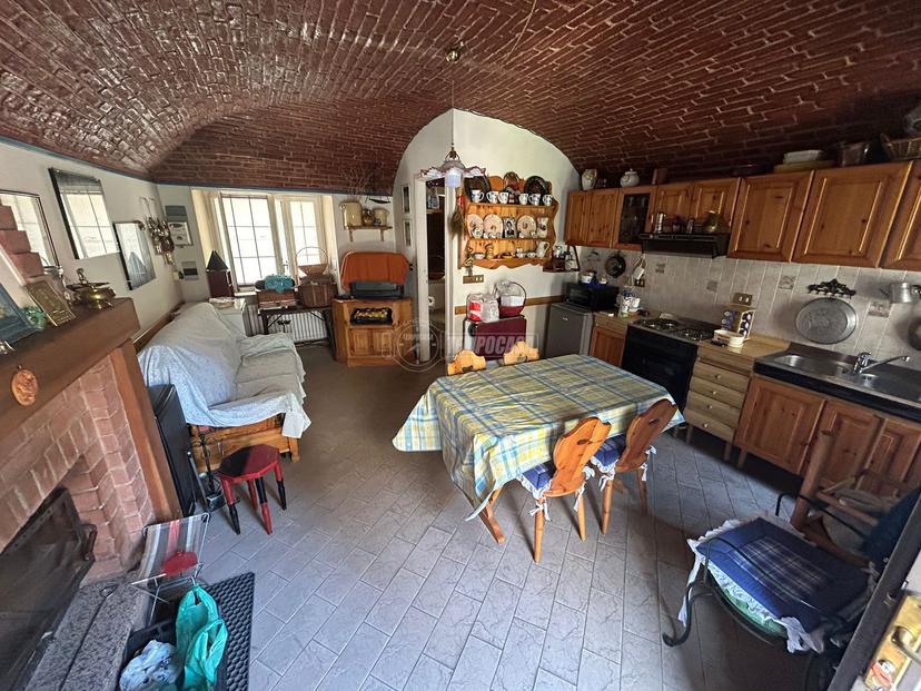 Casa indipendente in Via Repubblica 7, Levone — foto 4 di 5