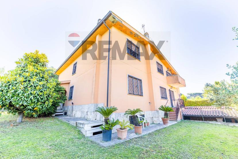 Villa in Via Castagnole 13, Marino — foto 3 di 5