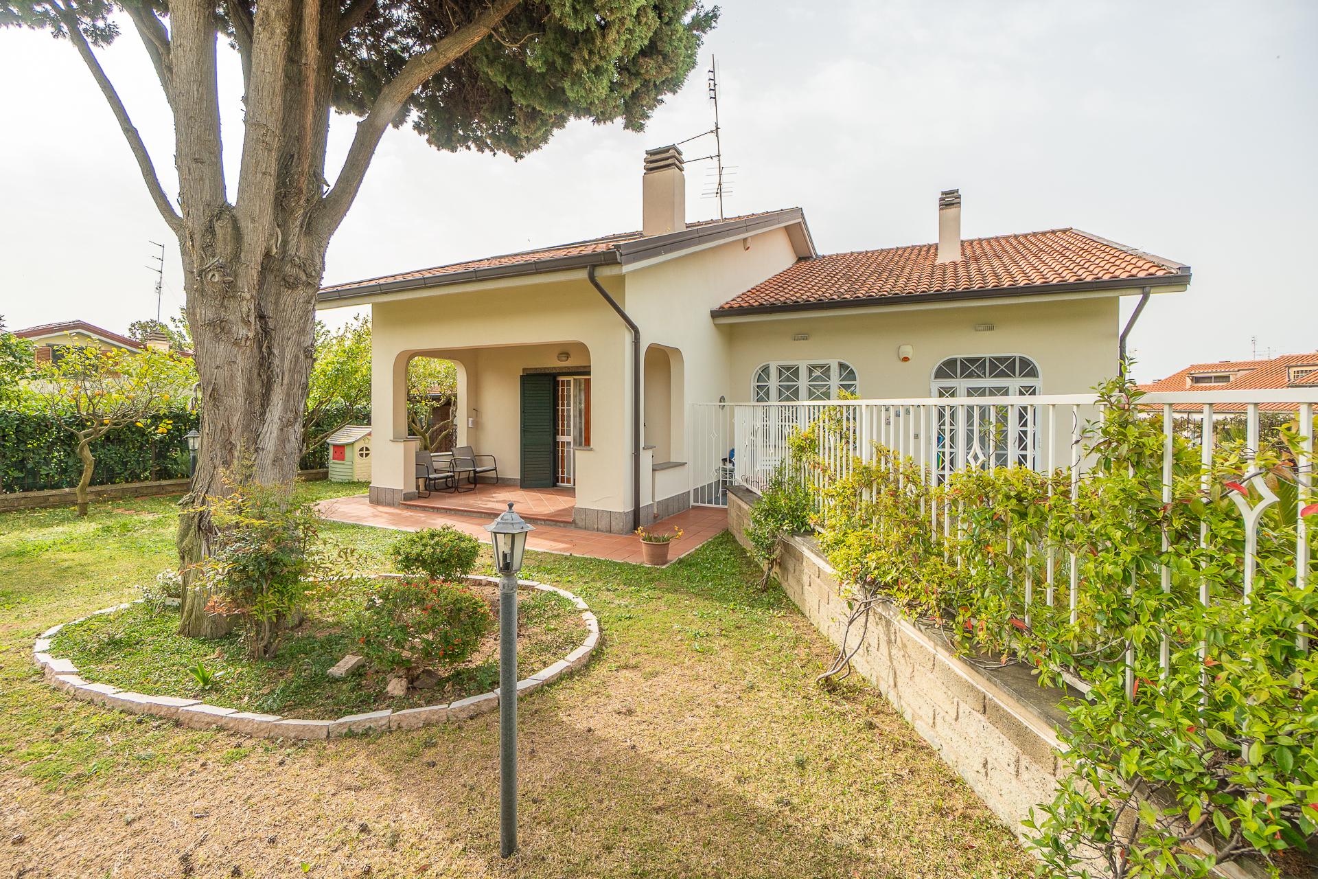 Villa in Via Moricone, Ciampino