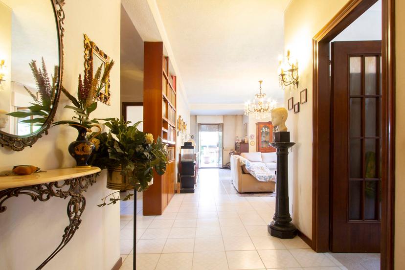 Trilocale in Via delle Rose  8, Cusano Milanino — foto 3 di 5
