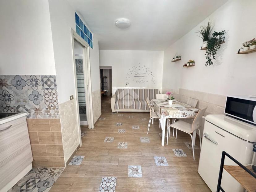 Monolocale in Via Fracanzano, Napoli