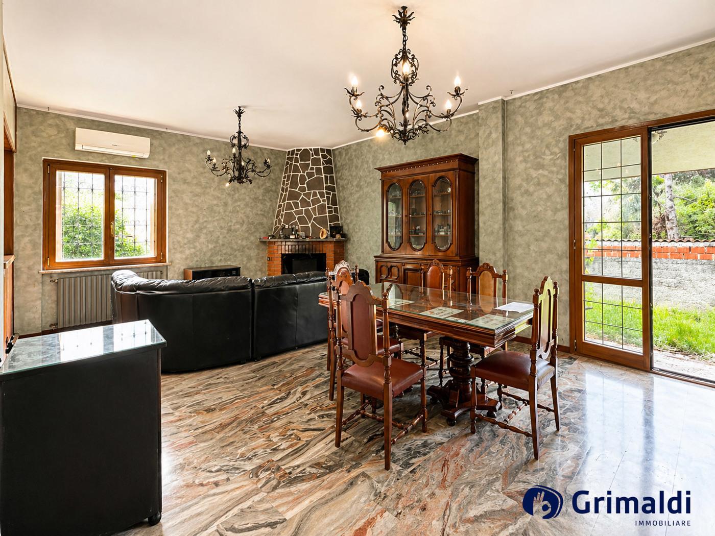 Villa in Via Privata Don Guanella  2, Pogliano Milanese