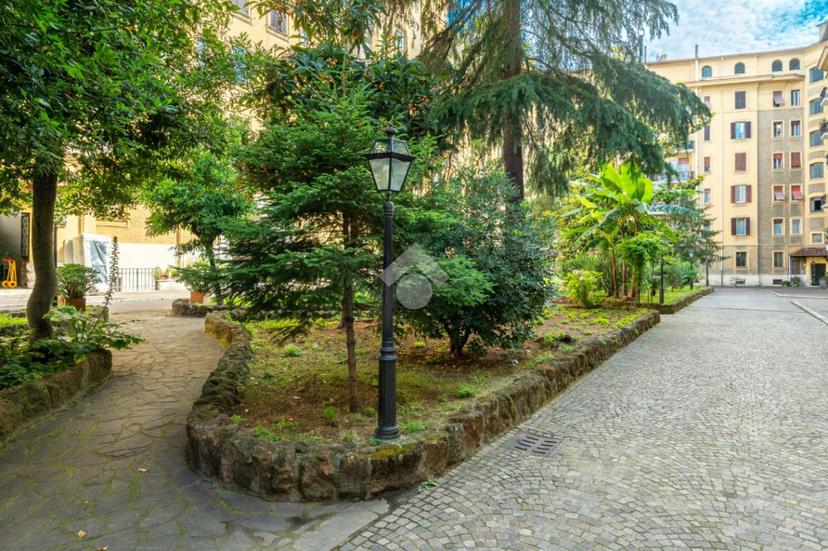 Bilocale in Via Tagliamento 76, Roma