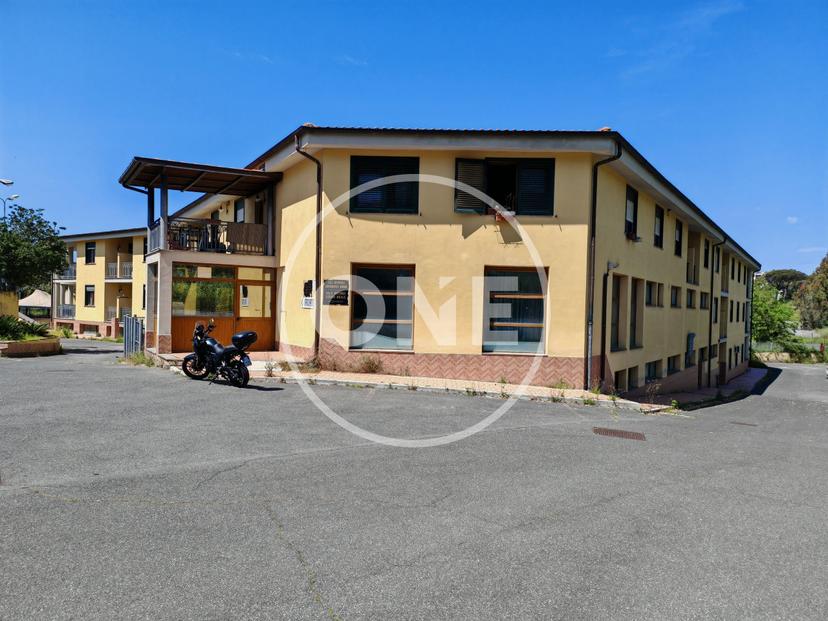 Bilocale in Via Ferdinando Neri 48, Fiumicino