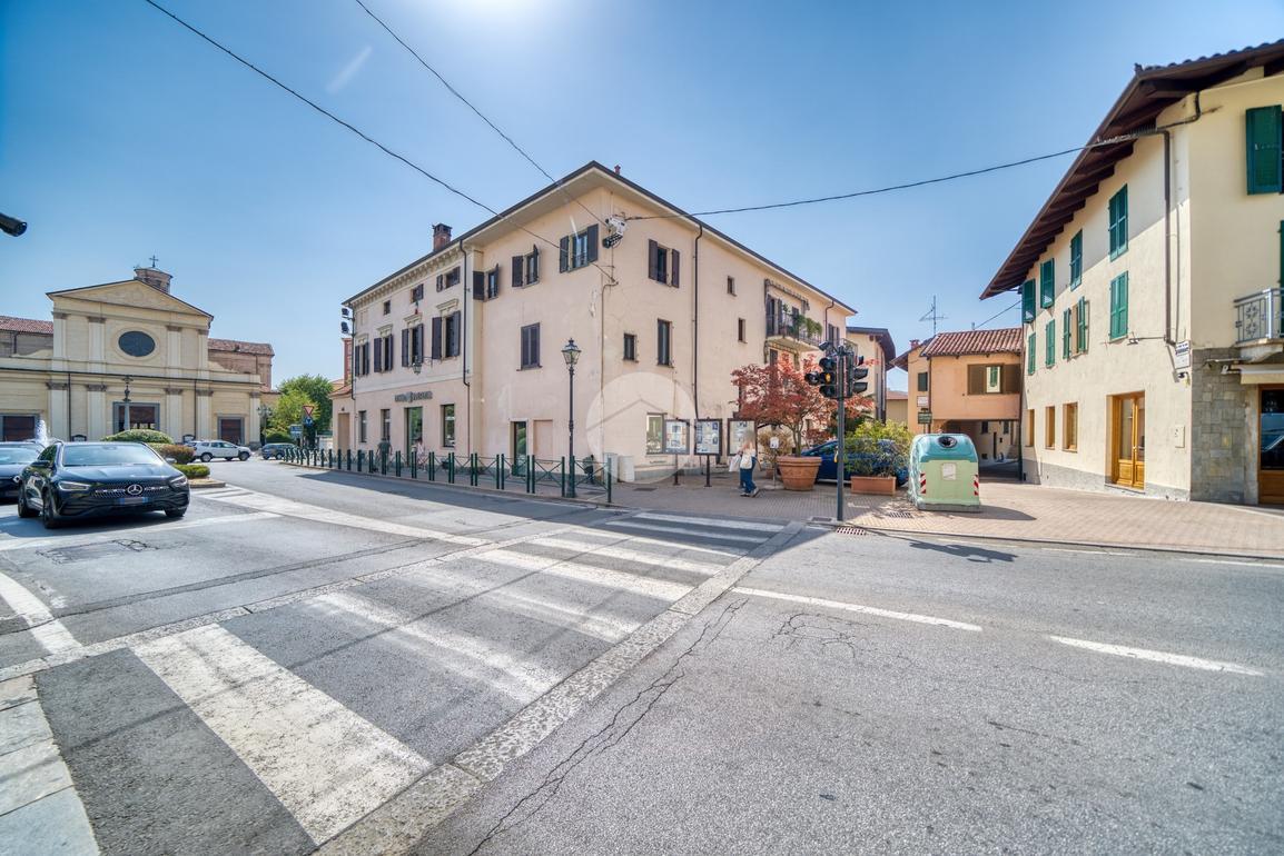 Quadrilocale in Piazza S. Lorenzo 15, Giaveno