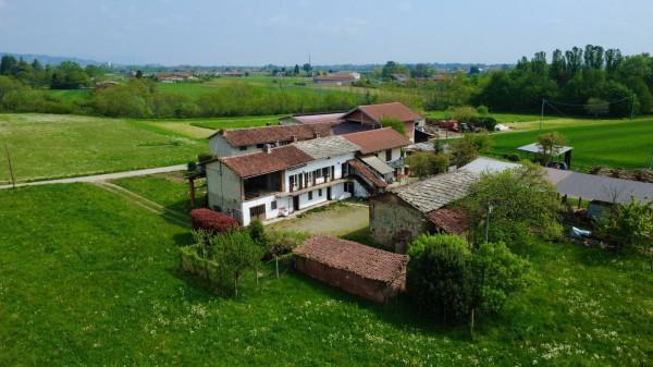 Cascina in Via Delio Godino 37, San Secondo di Pinerolo — foto 3 di 5