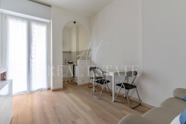 Bilocale in Via Pasquale Sottocorno 18, Sesto San Giovanni — foto 3 di 5